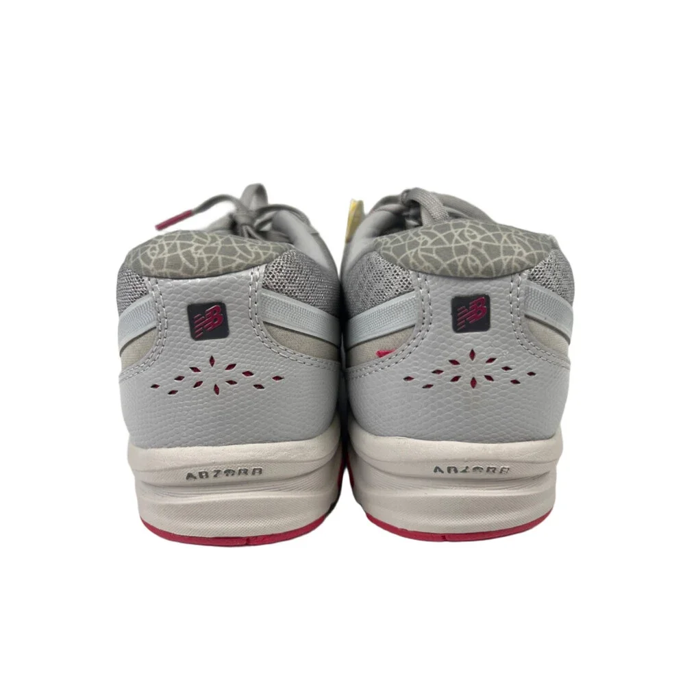 New Balance Women's Gray/Pink 847v2 Abzorb Lace Up Walking Shoes - 9.5